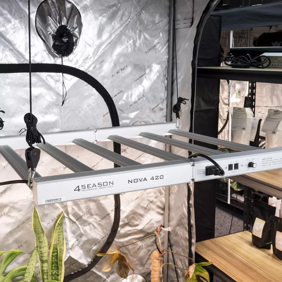 4Seasons NOVA 420 LED Grow Light Gen 2